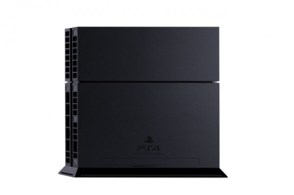 PlayStation-4-official-photo-20-640x426