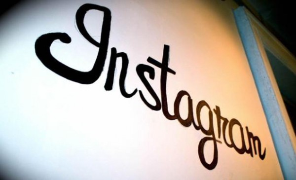 instagram-sign