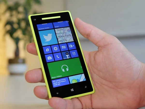 video-review-htcs-windows-phone-8x