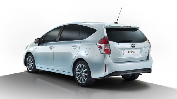 toyota_prius_plus_2_medium