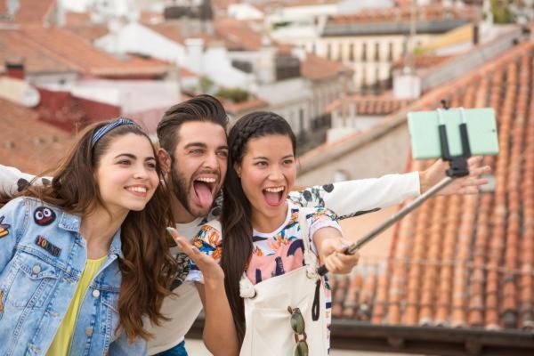 16_C5_Ultra_MINT_SELFIE_STICK