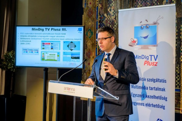 Dr.Schneider Henrik_1