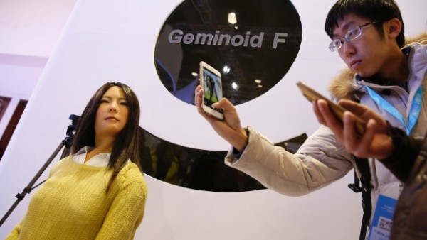 geminoid-f-in-beijing