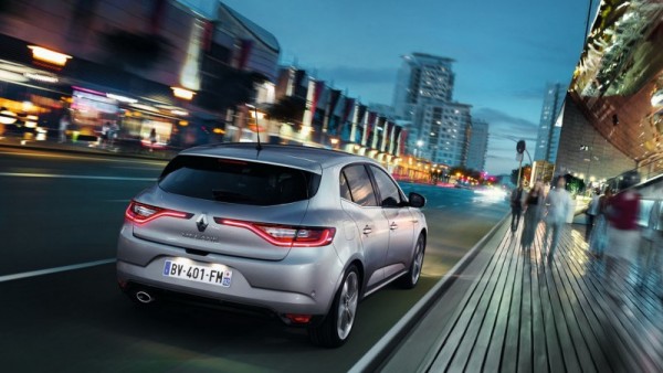 renault_megane_2015_2016_2_medium