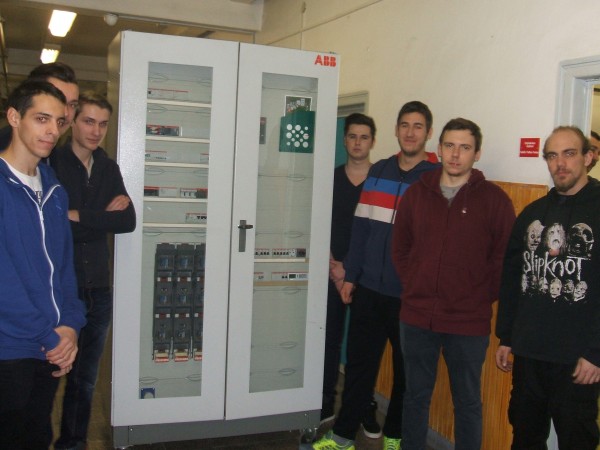 Bornemissza Gergely_Szakkozep iskola_ABB_adomany_atadas