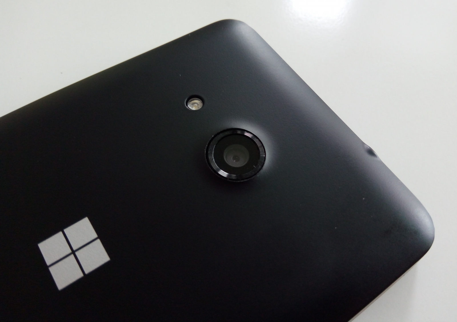 lumia 550 3