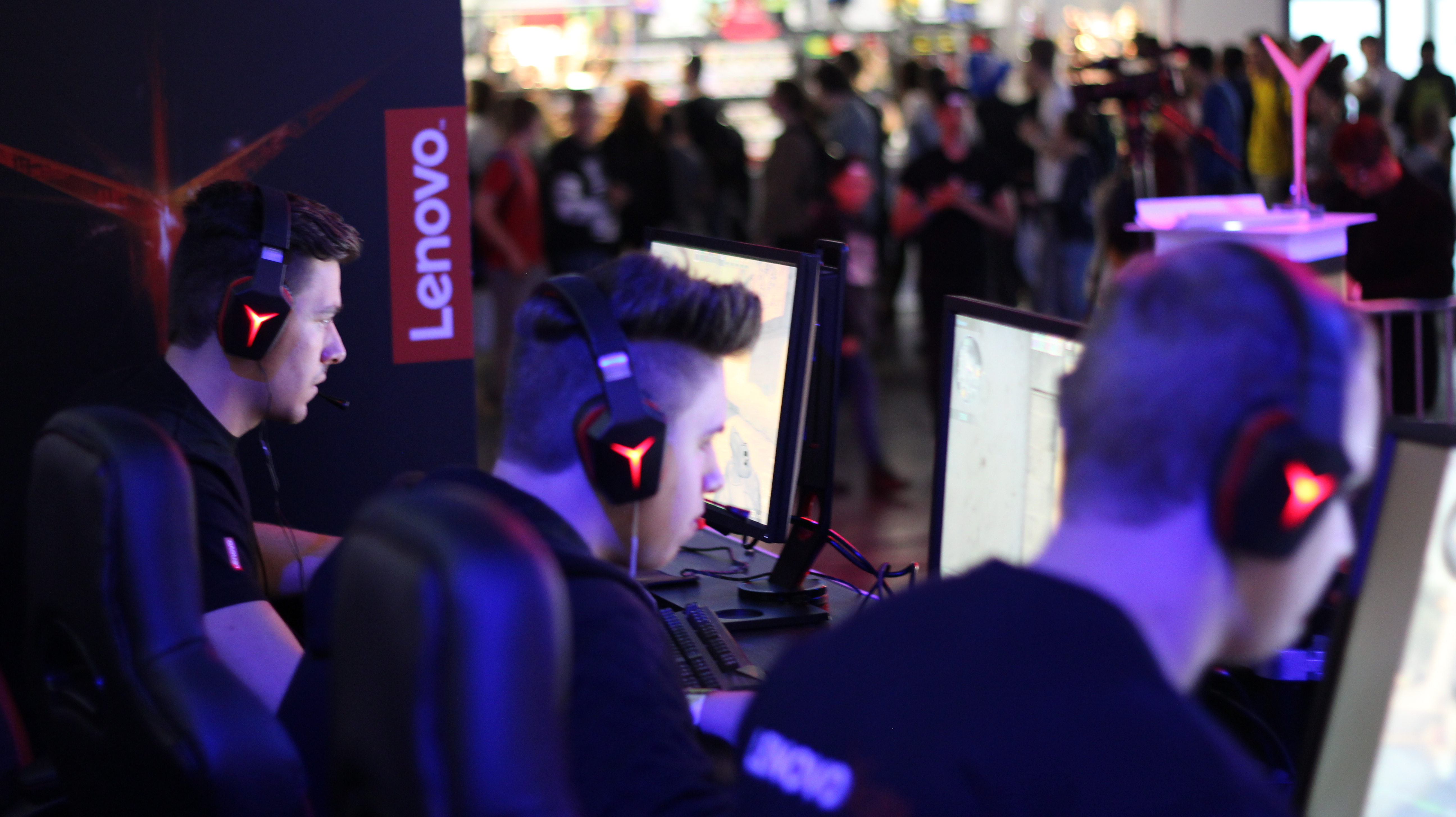 lenovoYkupa_BP_0430_25