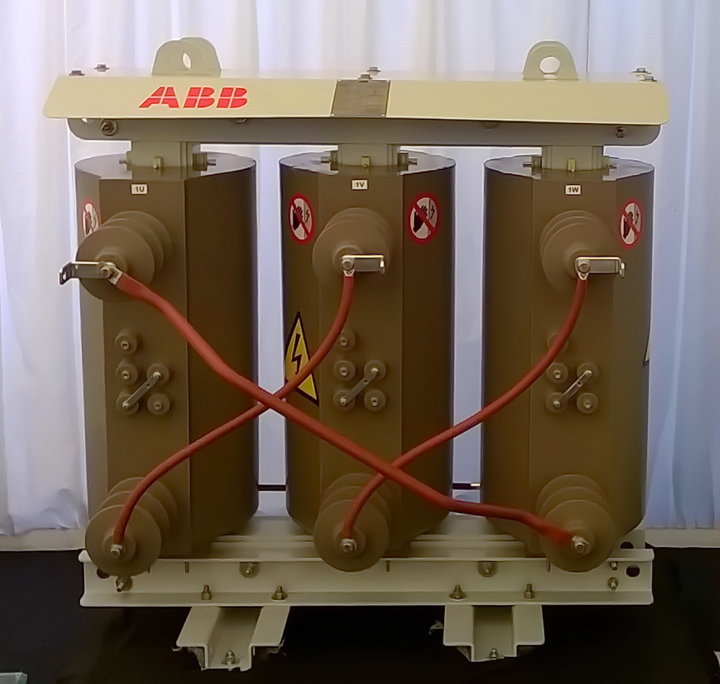ABB PoleDry transzformator