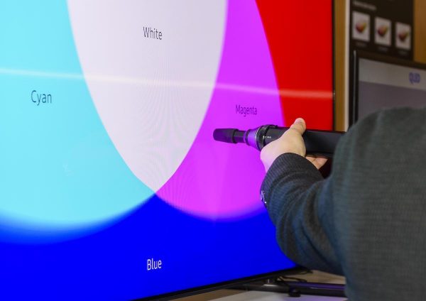 2017-02-01-samsung-q-style-tv-84