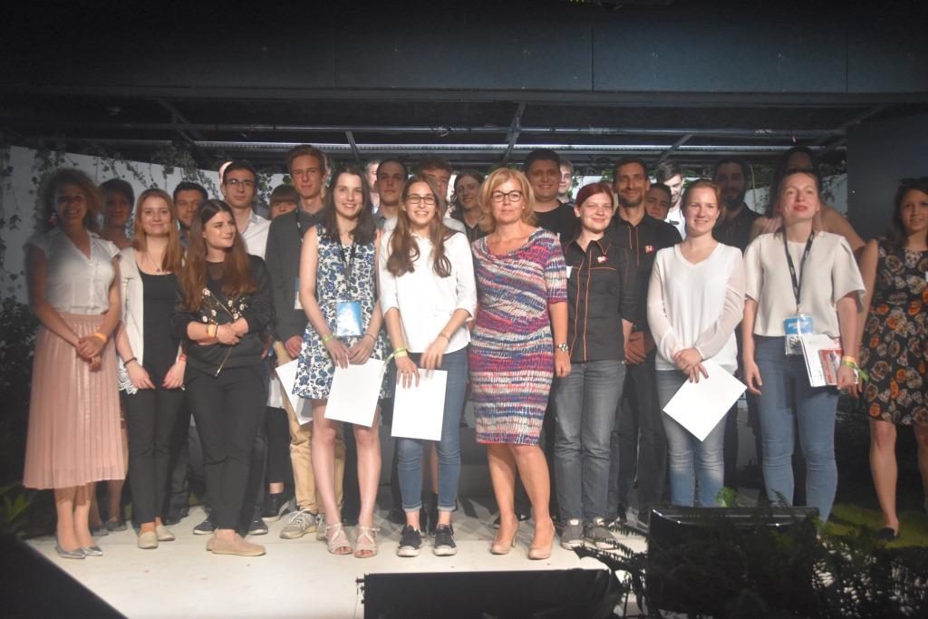 bcch_uschool_versenyzok_es_zsuri