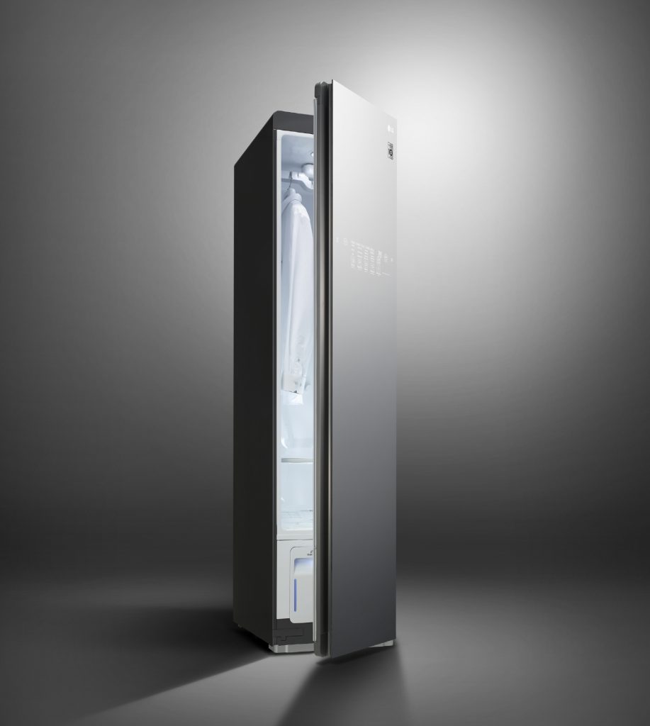 lg-styler-3-hangers-002