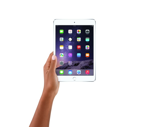 iPadMini3-HandHold-PRINT